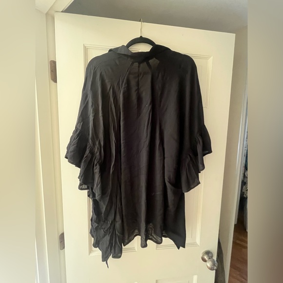 Free People Tops - Free people blouse poncho with pockets
